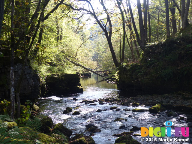 FZ023782 Afon Mellte river